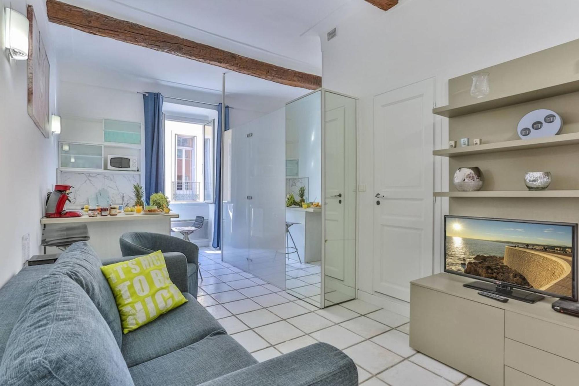 Mari 117 - Center Apartment Nizza